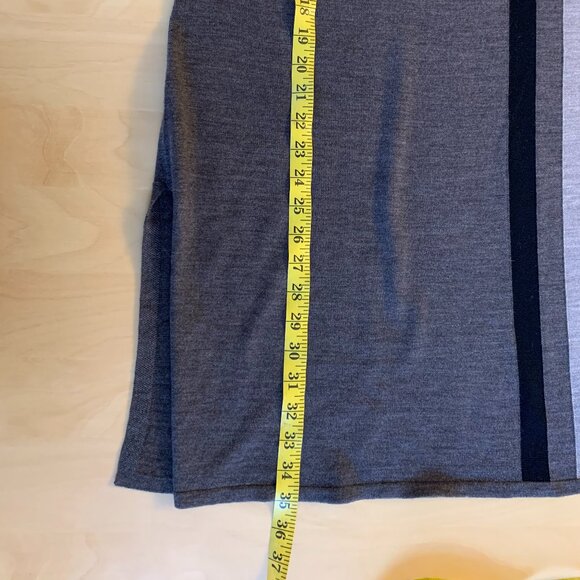 ELLEN TRACY Sweater Dress or Tunic - Picture 6 of 7